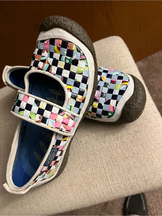 Keen Shoes - Keen 6.5 Multicolor Woven Mary Jane Shoes - Black, Blue, Pink, Yellow, Green